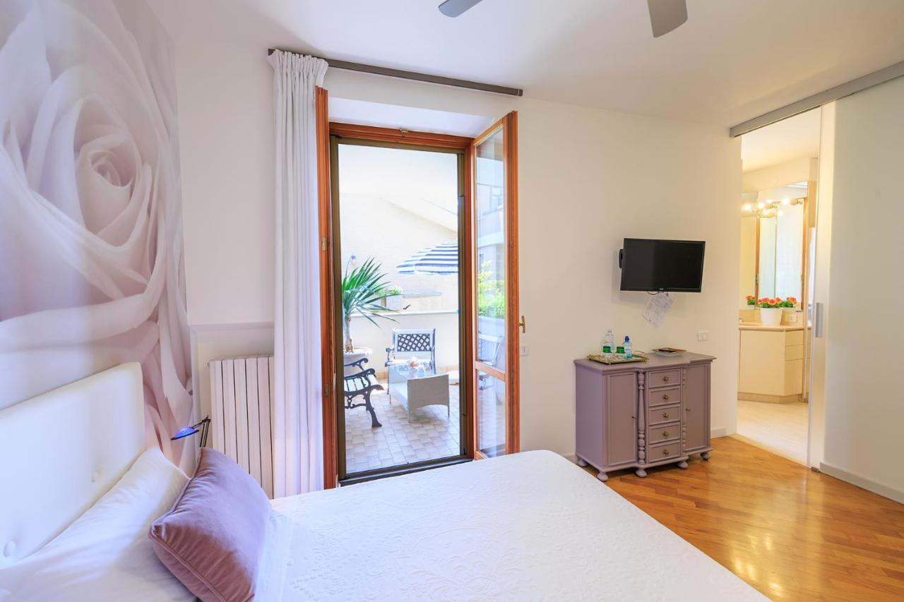 B&B Il Tiglio Porto SantʼElpidio Eksteriør billede