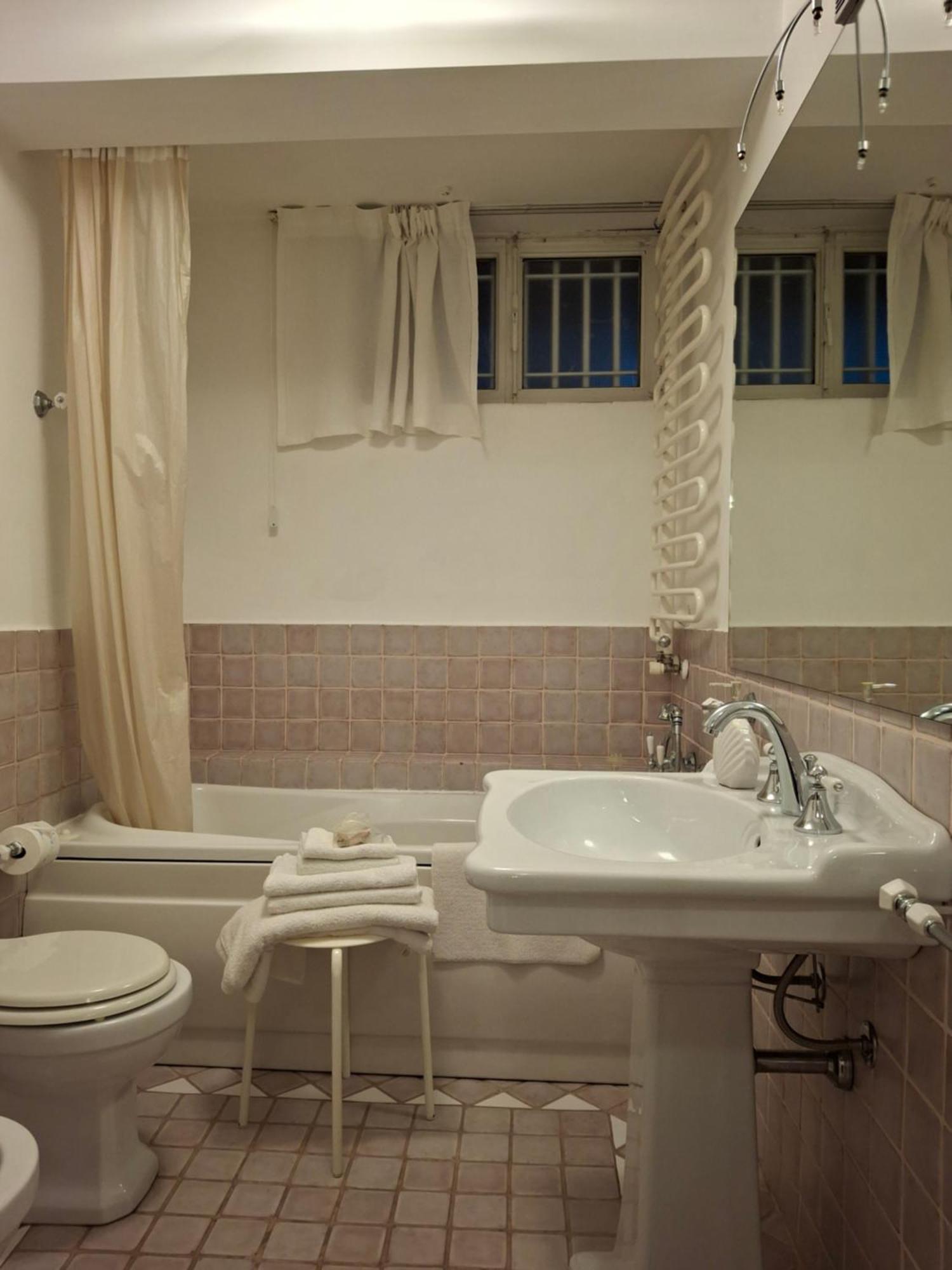 B&B Il Tiglio Porto SantʼElpidio Værelse billede
